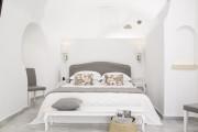 Canaves Oia Suites - Small Luxury Hotels of the World
